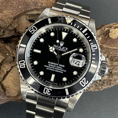 men's 16610 oyster date submariner rolex watch price